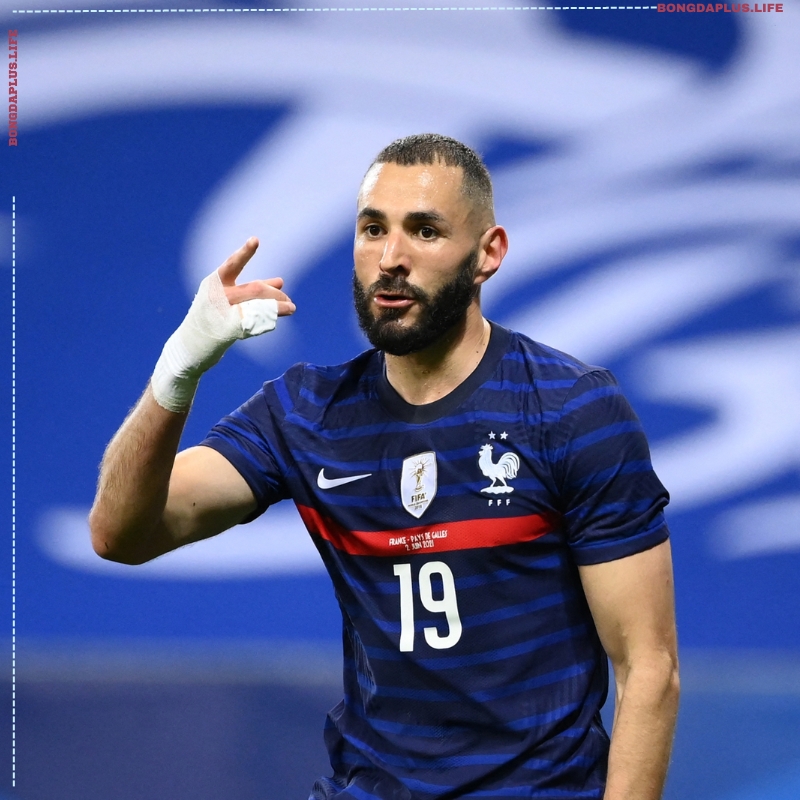 Cầu thủ Karim Benzema trở lại đội tuyển Pháp